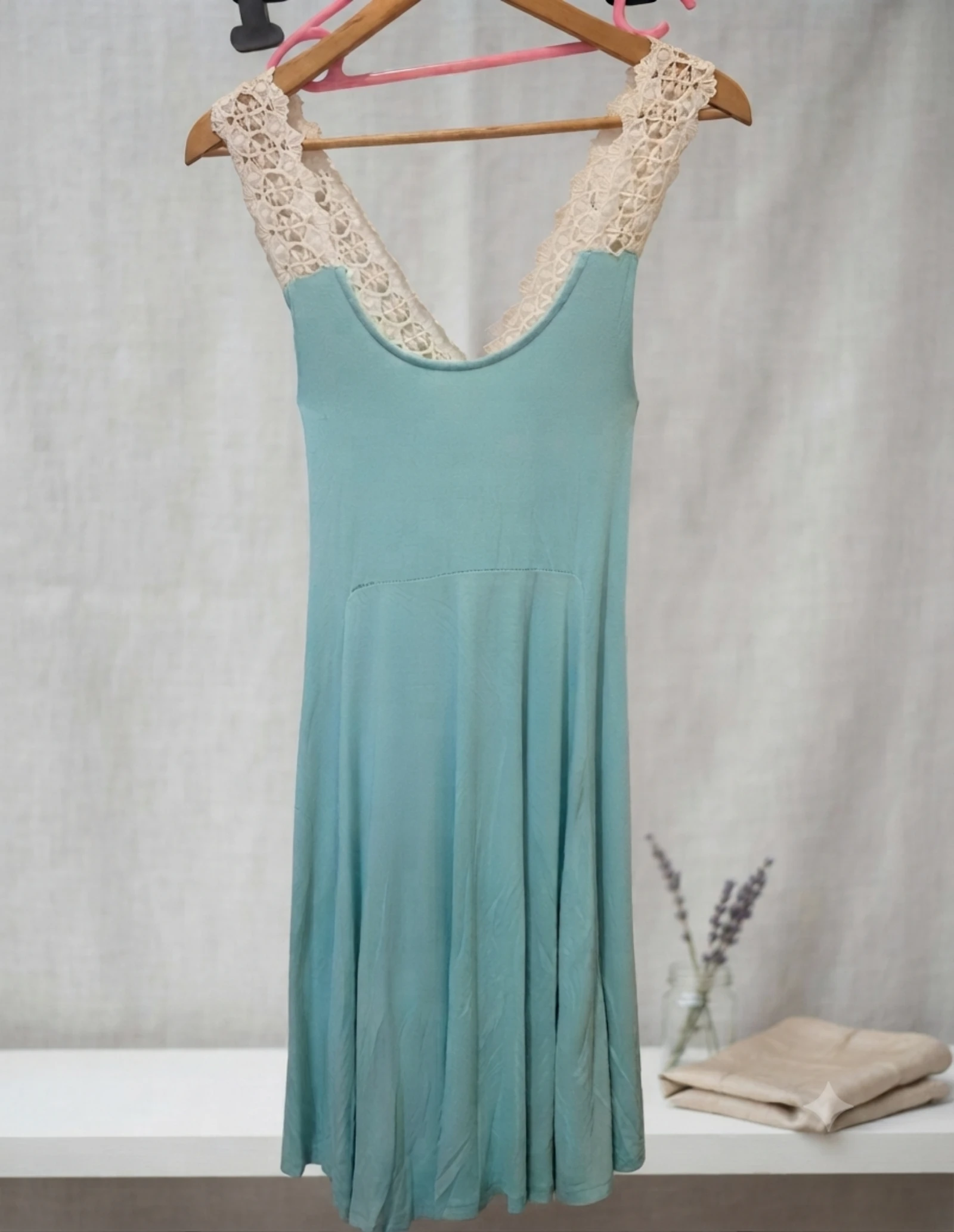 Pack 2 vestidos nuevos XT Concept of Style (Turquesa y Blanco)
